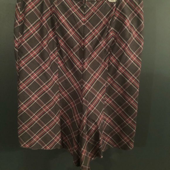 Low back Victoria’s Secret 14 Plaid Skirt SEXY - Picture 3 of 7